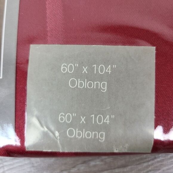 CHAGALL Spillproof Rectangular Tablecloth in  Rio Red - Picture 5 of 12